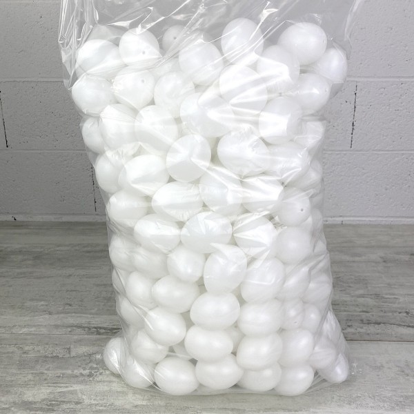 Lot XXL 250 Oeufs de Pâques, plastique blanc, hauteur 6 cm, à décorer, avec trou de suspension - Photo n°1
