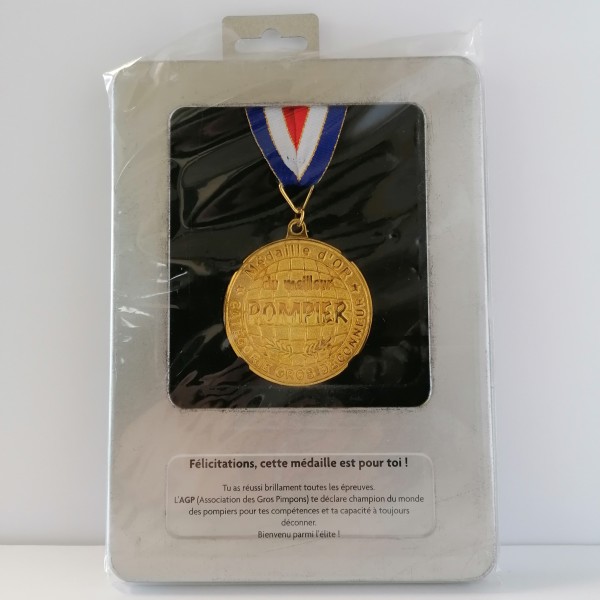 Médaille d'or du meilleur pompier catégorie gros déconneur Cadeaux humoristique - Photo n°1