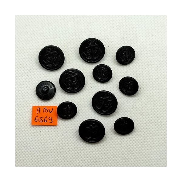 11 Boutons en résine noir - une ancre - 18mm et 14mm - ABV6569 - Photo n°1