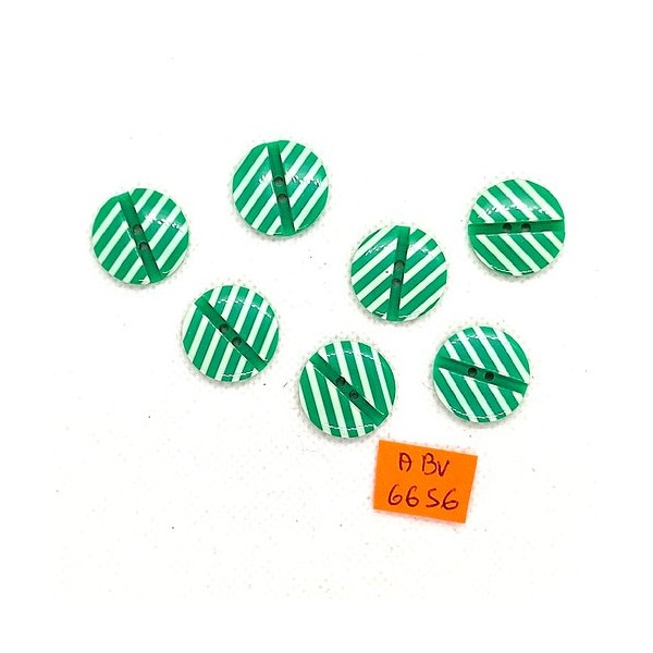 7 Boutons en résine vert et blanc - 18mm - ABV6656 - Photo n°1