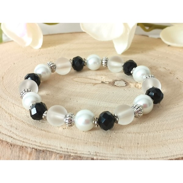 Kit bracelet perles en verre noire et blanche - Photo n°1