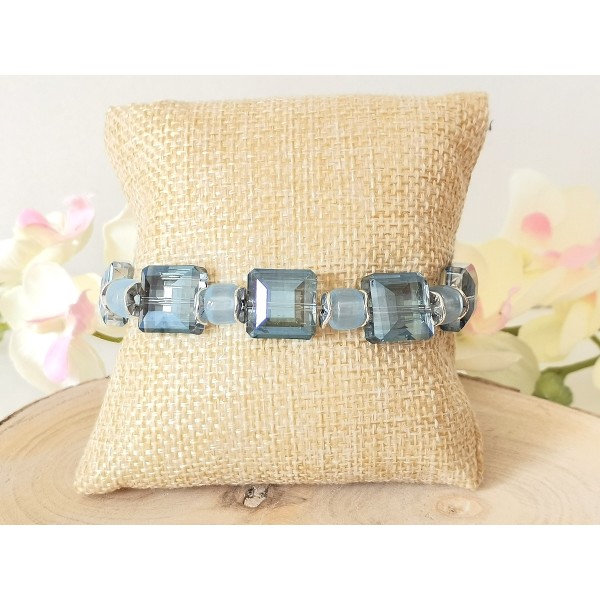 Kit bracelet fil élastique perles en verre laqué carré bleu - Photo n°2