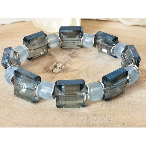 Kit bracelet fil élastique perles en verre laqué carré bleu - Photo n°1