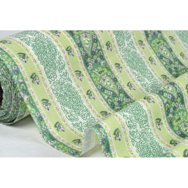 Tissu en coton coll. Bandana vert laize 140 cm - vendu par 10 cm - Photo n°1