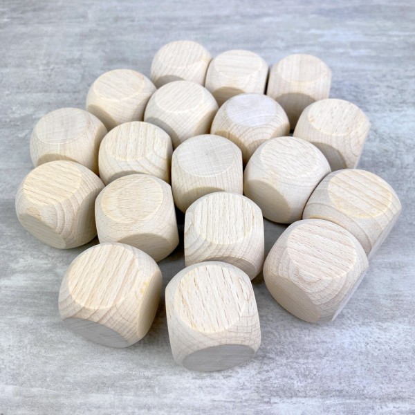 Lot de 20 Cubes en bois de hêtre, 3 cm, non traité, blanchi, dés de 30 mm à customiser - Photo n°3