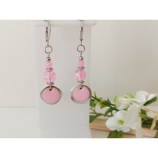 Kit boucles d'oreilles apprêts argent mat et perle en verre tréfilé rose - Photo n°1