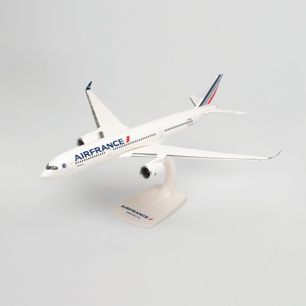 Airbus A350 -900 Air France - 2021 livery  F-HTYM Fort-de-France 1/200 Herpa - Photo n°1