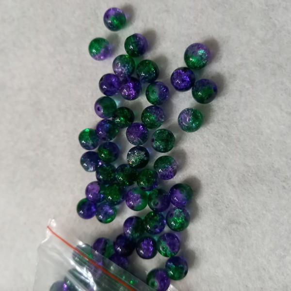 Perles en verre Craquelé ronds 8 mm vert et violet bi color, lot de 100 - Photo n°1