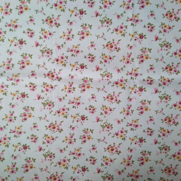 Tissu coton lin patchwork décoration couture 50 x 45 cm FLEURI ROSE JAUNE - Photo n°1