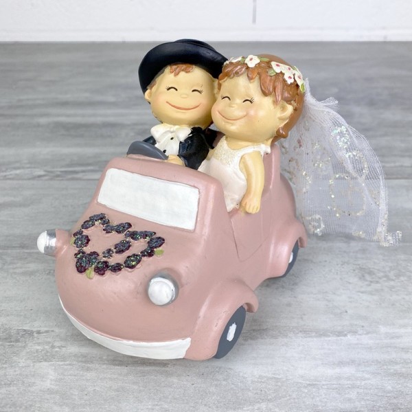 Couple de mariés en résine, cabriolet rose, longueur 13 cm, figurine tirelire voiture mariage Romant - Photo n°1