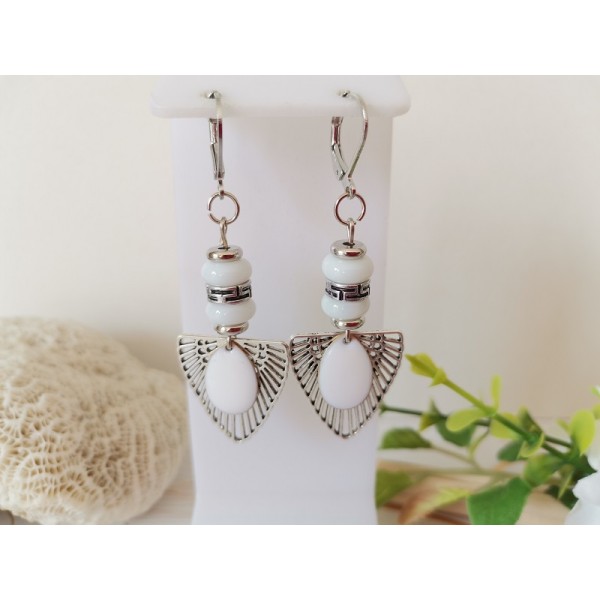 Kit de boucles d'oreilles pendentif métal et perles rondelle blanche - Photo n°1