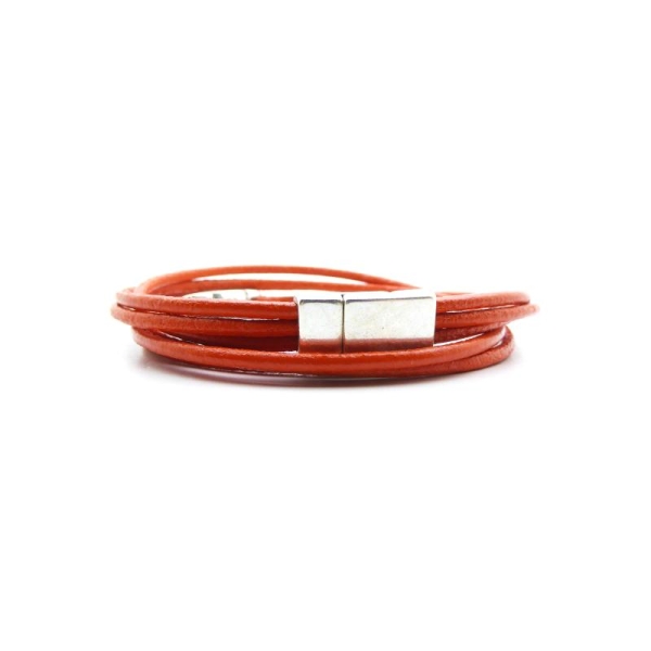 Kit bracelet cuir rond 2mm orange avec passant plume et fermoir magnétique  - 1 pièce - Photo n°2