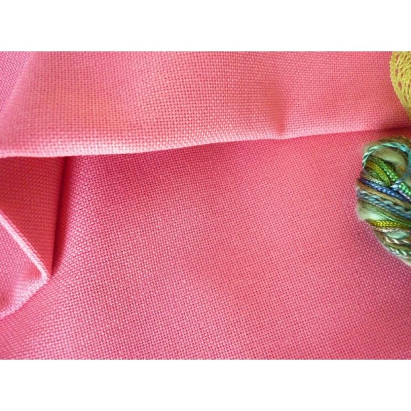Toile à broder rose étamine coton Murano Lugana 12.6 fils - coupon 50x60 cm - Photo n°1
