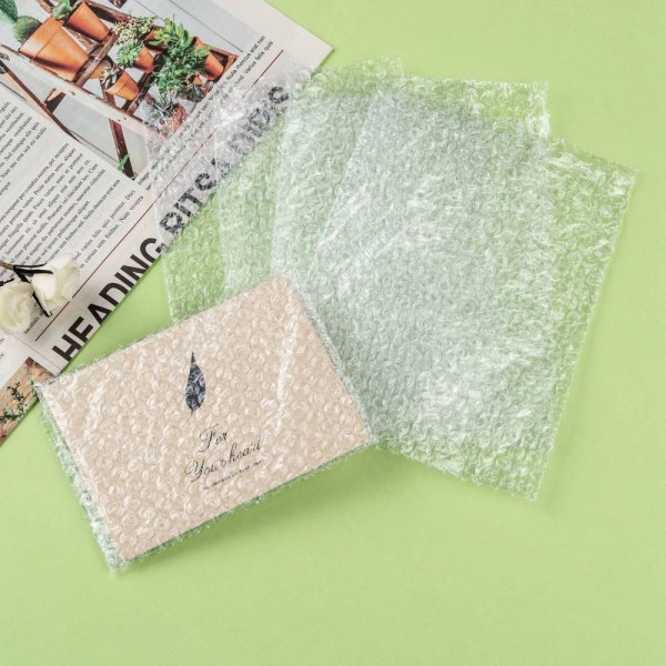 Sachet d'emballage à bulles 16 x 12 cm transparent x 5 - Photo n°1