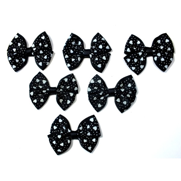 LOT 6 APPLIQUES tissu polyester : noeud papillon noir avec motif coeur 5.5*4cm (086) - Photo n°1