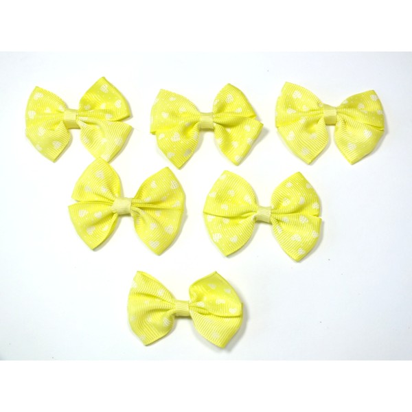 LOT 6 APPLIQUES tissu polyester : noeud papillon jaune clair avec motif coeur 5.5*4cm (086) - Photo n°1