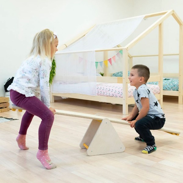 Jeu d'équilibre et motricité Montessori TRIANGLES - couleur bois naturel et jaune - Photo n°5