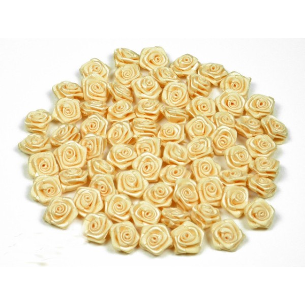 Sachet de 20 petites rose en satin 15 mm beige 824 - Photo n°1
