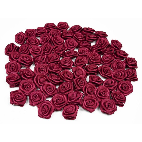Sachet de 20 petites rose en satin 15 mm bordeaux 193 - Photo n°1