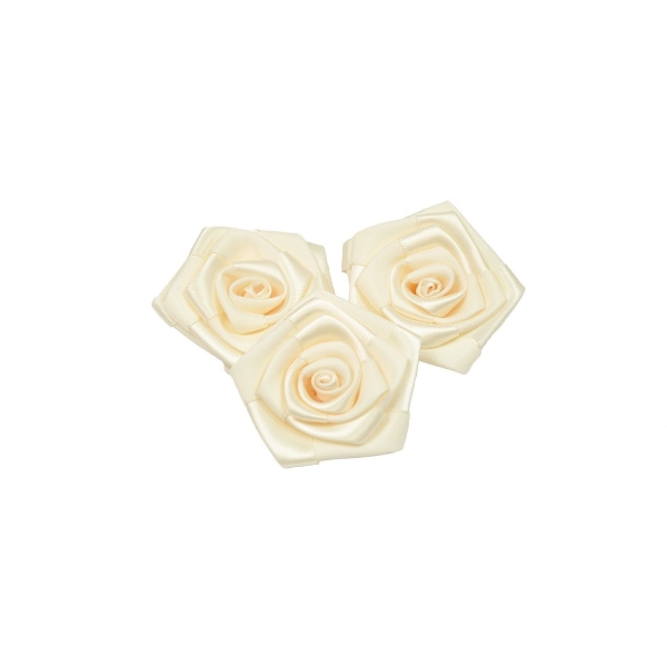 Sachet de 3 roses satin de 6 cm de diametre creme 820 - Photo n°1