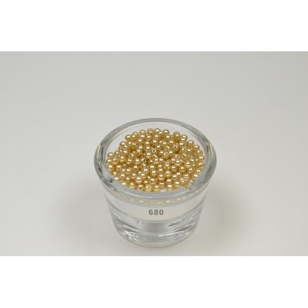 Sachet de 200 petites perles en plastique 4 mm de diametre dore 686 - Photo n°1