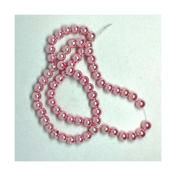 Enfilade de 66 perles en verre nacré rose - 8mm - Photo n°1