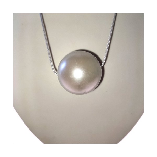 Perle magique en résine blanc nacré - 30mm – vendu à l’unité - Photo n°1