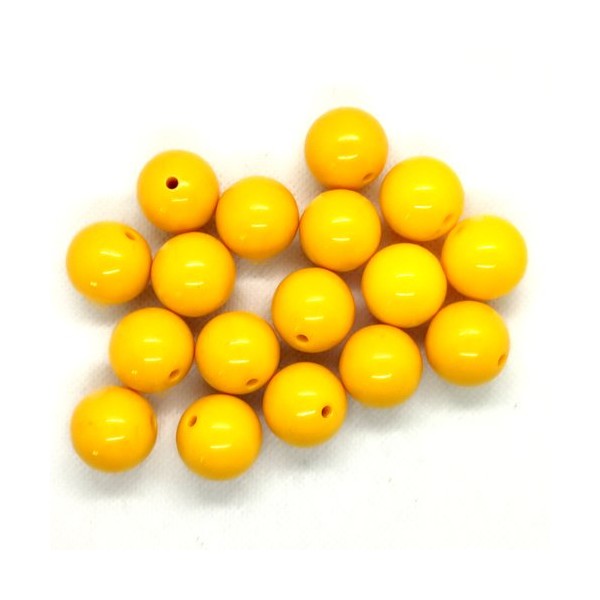 17 Perles en résine jaune - 19mm - Photo n°1