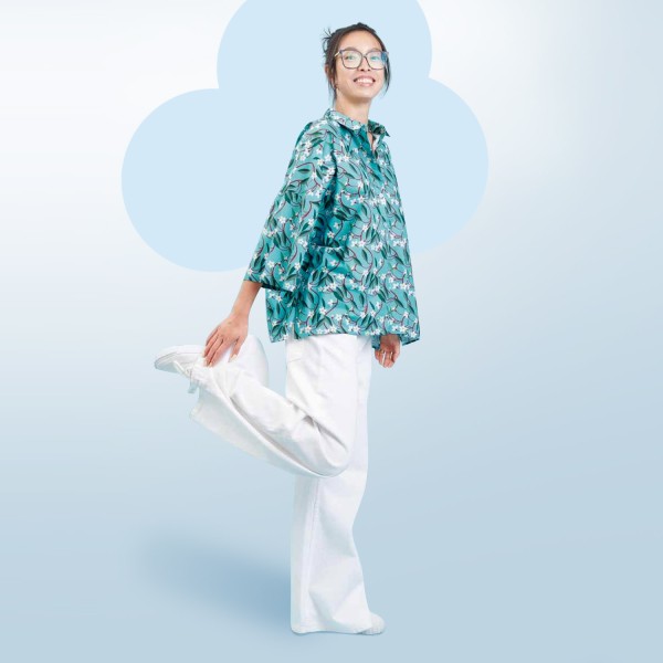 Tissu Popeline de coton - Fleurs de Cerisier - Turquoise - Vendu par 10 cm - Photo n°3