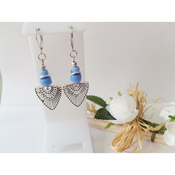 Kit boucles d'oreilles perles en verre bleu et pendentif argent mat - Photo n°1