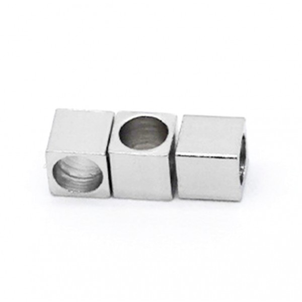 S11882747 PAX 20 Perles intercalaires Cubes 4mm, Trou 2mm en Acier Inoxydable 304 finition Argent Rh - Photo n°1