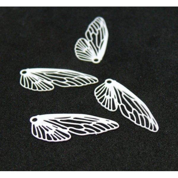 PS11888455 PAX 4 Estampes, pendentif filigrane, Aile d' insecte 51mm cuivre coloris Blanc - Photo n°1