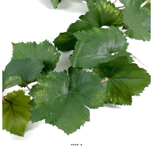 Guirlande de vigne artificielle L 118 cm 34 feuilles en tissu enduit Vert - Photo n°3