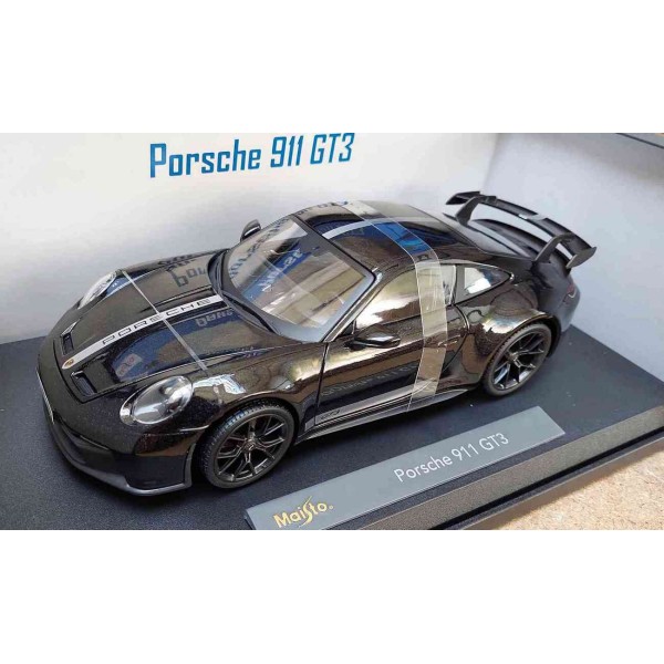 Porsche 911 GT3 Noire avec bande blanche 2022 1/18 Maisto - Photo n°1