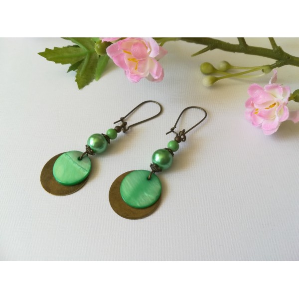 Kit de boucles d'oreilles perles en verre verte - Photo n°2
