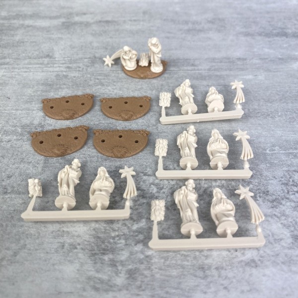 Gros lot de 25 petites Miniatures de figurines de crèche de noël, hauteur 2 cm, Santons de Jésus, Ma - Photo n°3