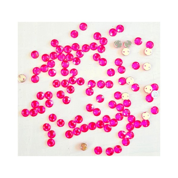 Cabochons facettés Rose vif 6 mm, 500 strass ronds taillés 2 trous, à coudre, en acrylique - Photo n°1