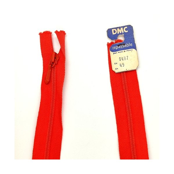 1 Fermeture éclair DMC rouge clair 2487 - non séparable - 45cm - maille nylon - Photo n°1
