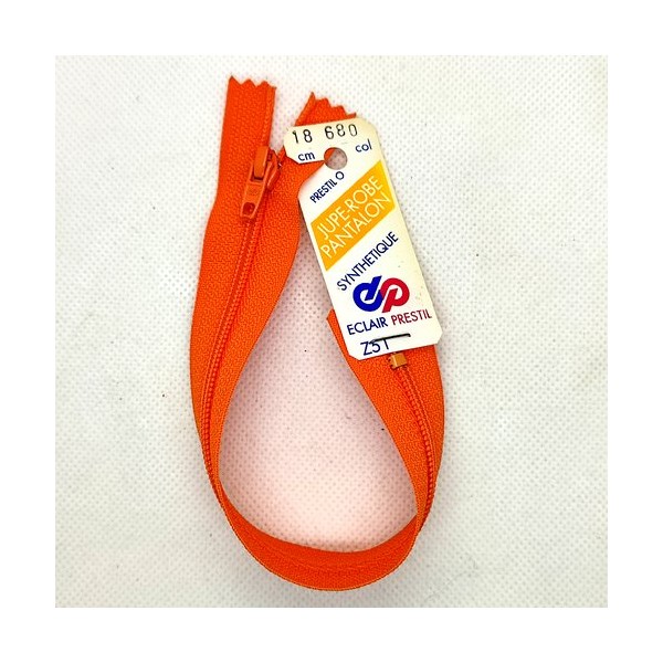 1 Fermeture éclair prestil orange 680 - 18cm - non séparable - maille nylon - Photo n°1