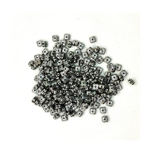 150 Perles en résine argenté - 7x7mm - Photo n°1