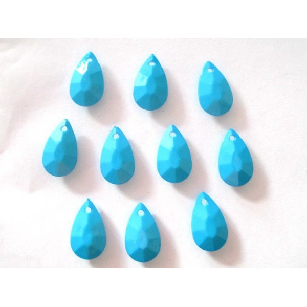 10 Pendentifs goutte à facettes opaque acrylique bleu turquoise 20x12x5mm - Photo n°1