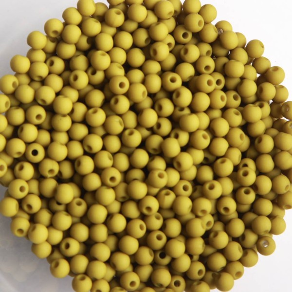 Perles acryliques mates  4 mm de diametre sachet de 500 perles vert armée - Photo n°1