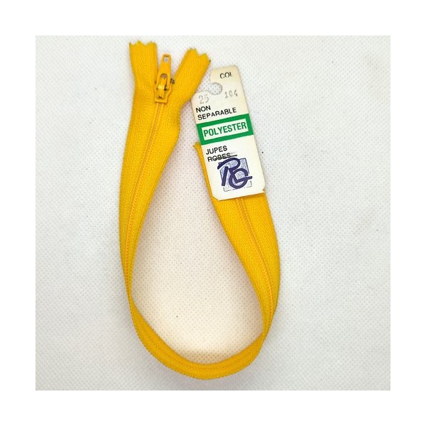 1 Fermeture éclair RG jaune / orangé 104 - 25cm - non séparable , maille nylon - Photo n°1