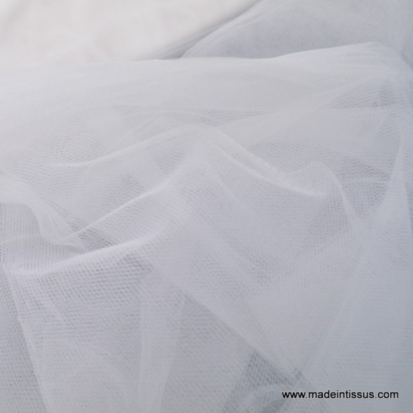 Tissu Tulle souple robe de mariée ivoire naturel en 3.00m de large . - Photo n°2