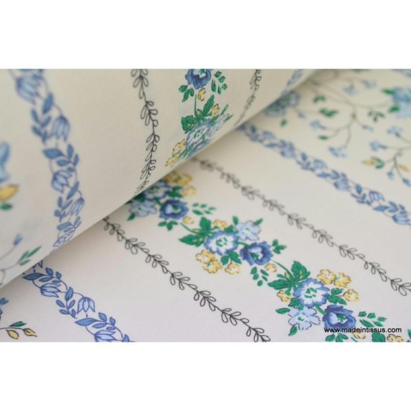 Tissu coton rayures de fleurs bleues . x1m - Photo n°1