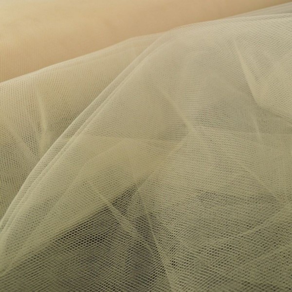 Tissu Tulle souple robe de mariée Miel en 3.00m de large . - Photo n°2
