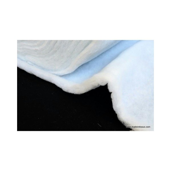 Ouate 100% polyester 200g/m² 160cm . - Photo n°2