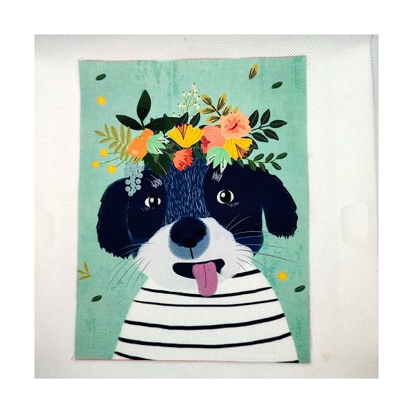Coupon tissu un chien avec des fleurs multicolores - coton épais - 15x20cm - Photo n°1
