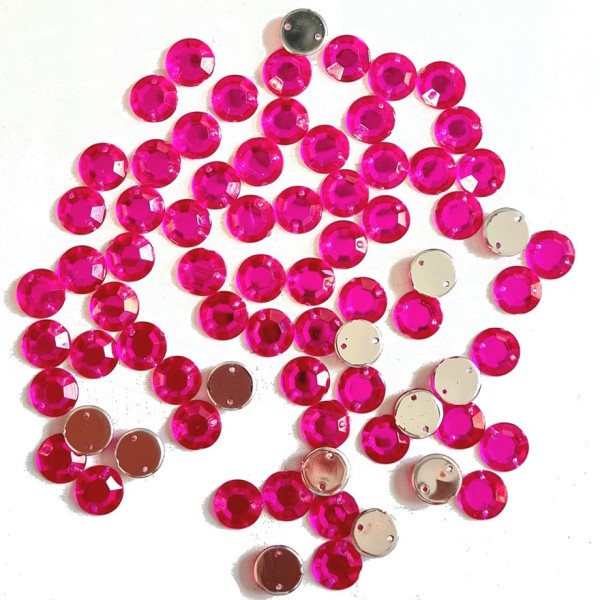 Grands Cabochons à facettes Rose vif 12 mm, 150 strass ronds taillés 2 trous, à coudre, en acrylique - Photo n°1