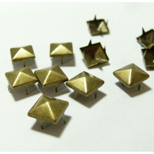 lot de 10 clous pyramide à griffe pour customisation de 8 mm Bronze - Photo n°1